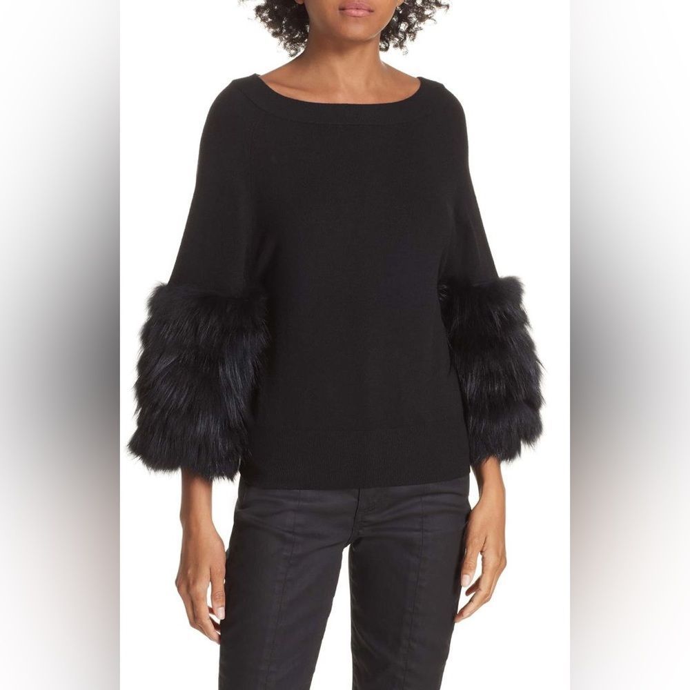 Alice + Olivia Shiela Genuine Fox Fur Cuff
Sweater - Black